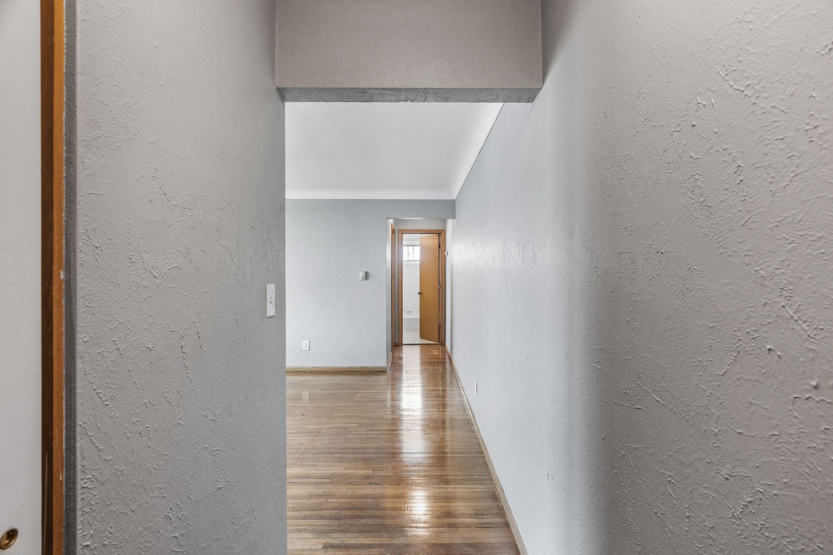 Saint Paul Apartment: 1009 Randolph Ave