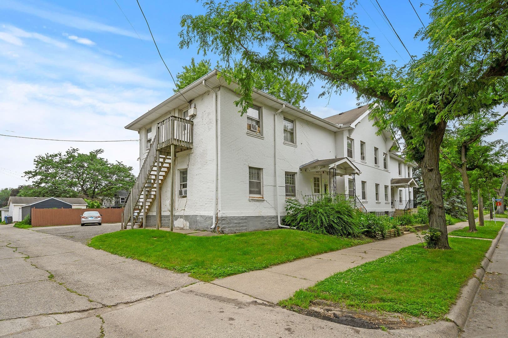 Mineapolis Apartment: 3111 E. 31st Street
