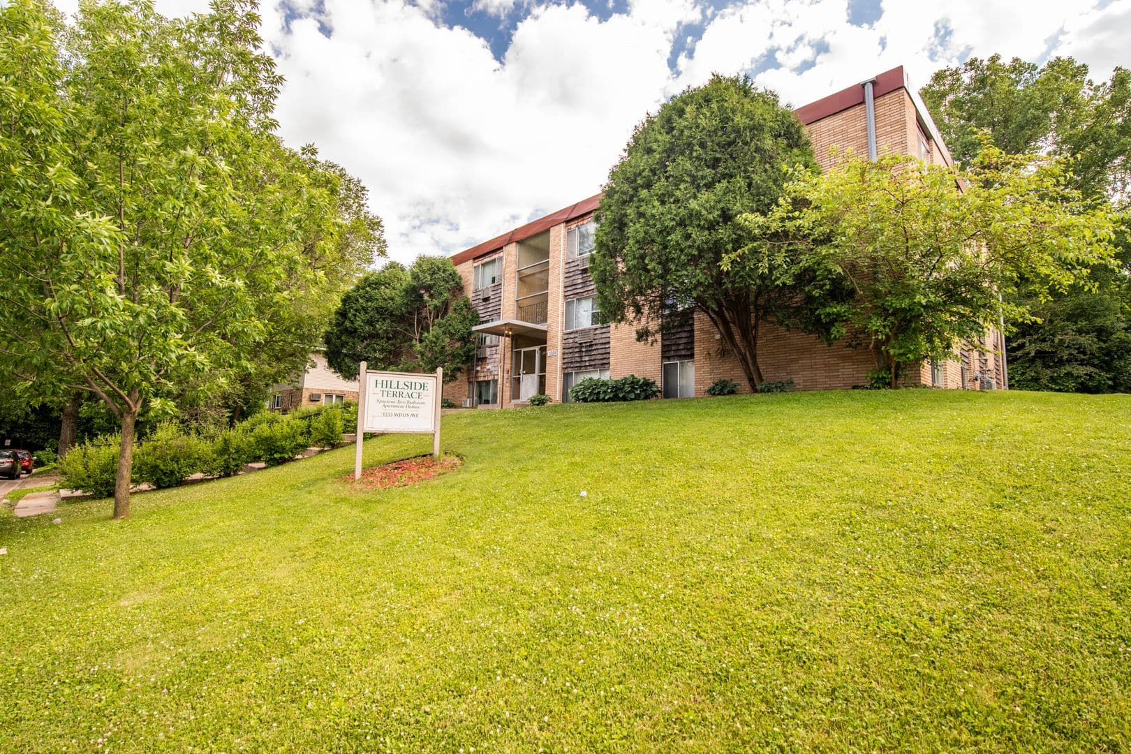 South St Paul Apartment: 1555 Willis Ave