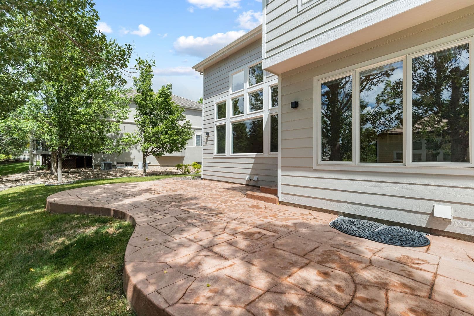 Aurora House: 19617 E Fair Dr