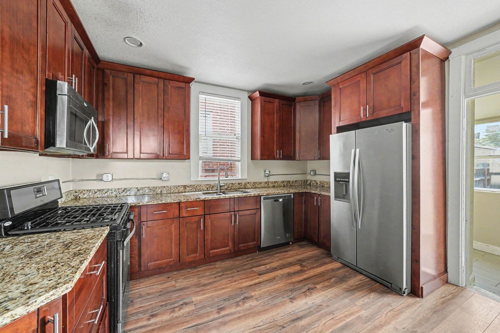Denver House: 825 Fox St