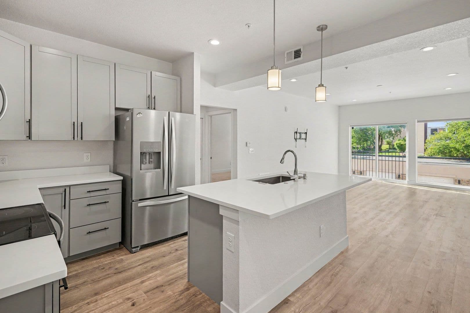 Aurora House: 14936 E Hampden Ave #201