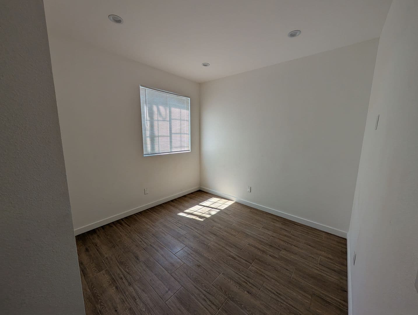 Los Angeles Apartment: 10642-10646 S. Central Ave.