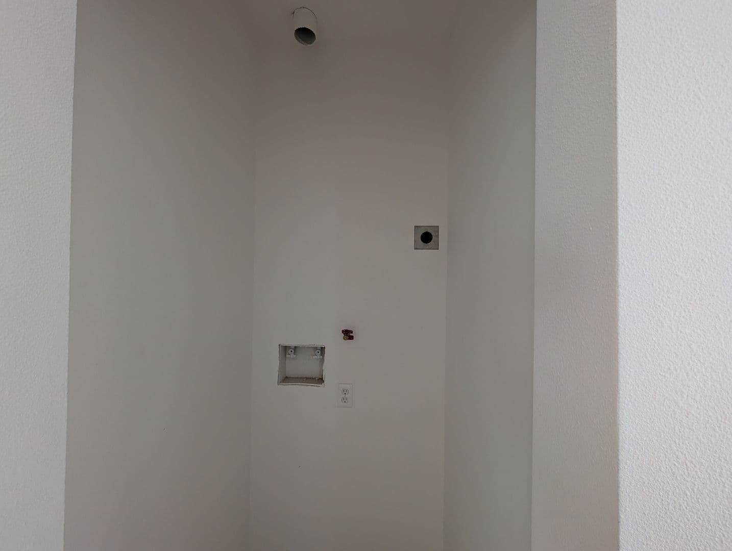 Los Angeles Apartment: 10642-10646 S. Central Ave.