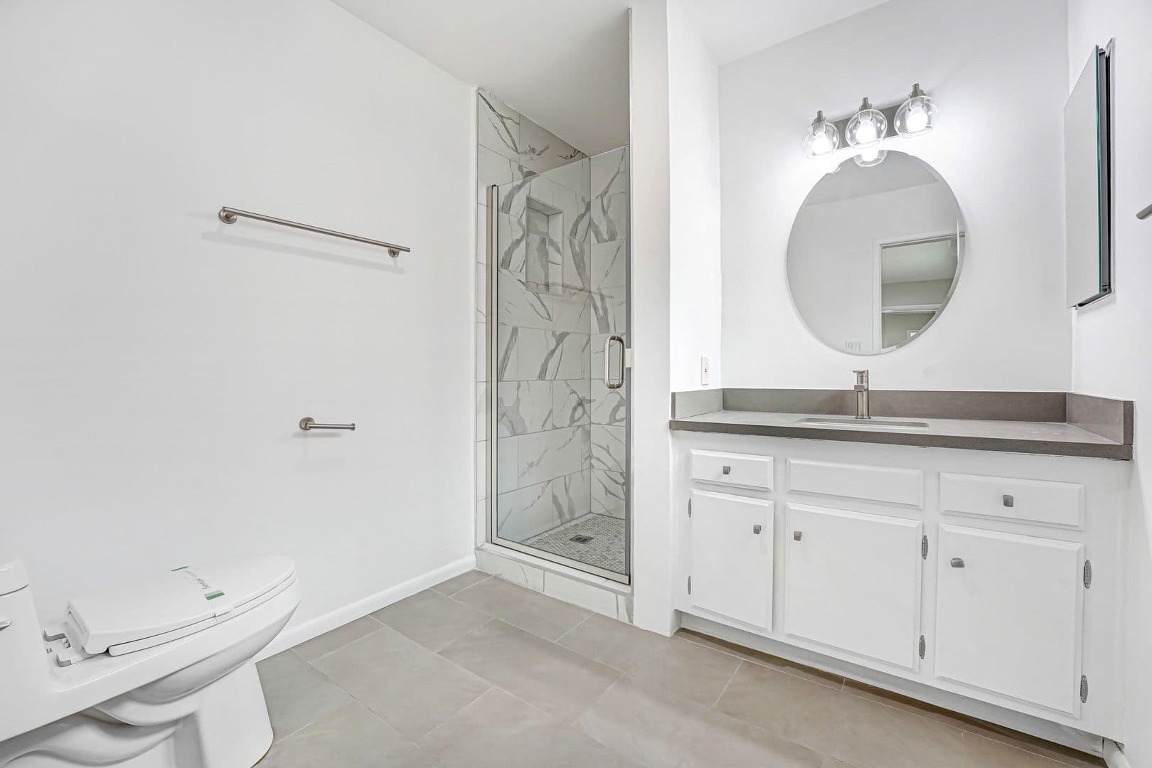 Santa Monica Apartment: 845 20th Street