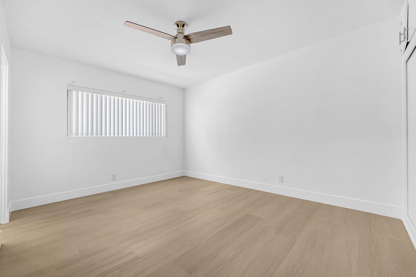 Los Angeles Apartment: 744 S. Windsor Boulevard