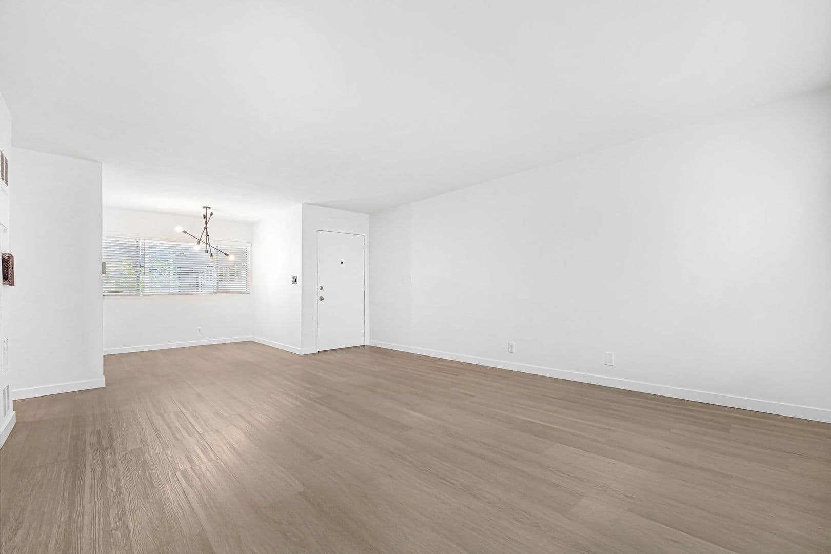 Santa Monica Apartment: 303 California Avenue