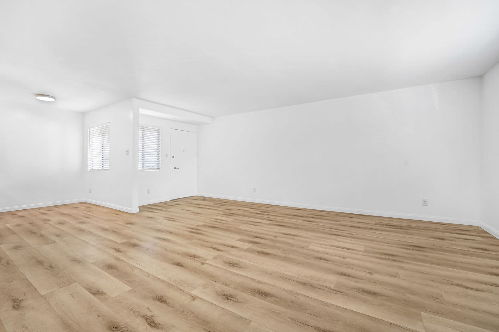 Santa Monica Apartment: 1451 Princeton Street