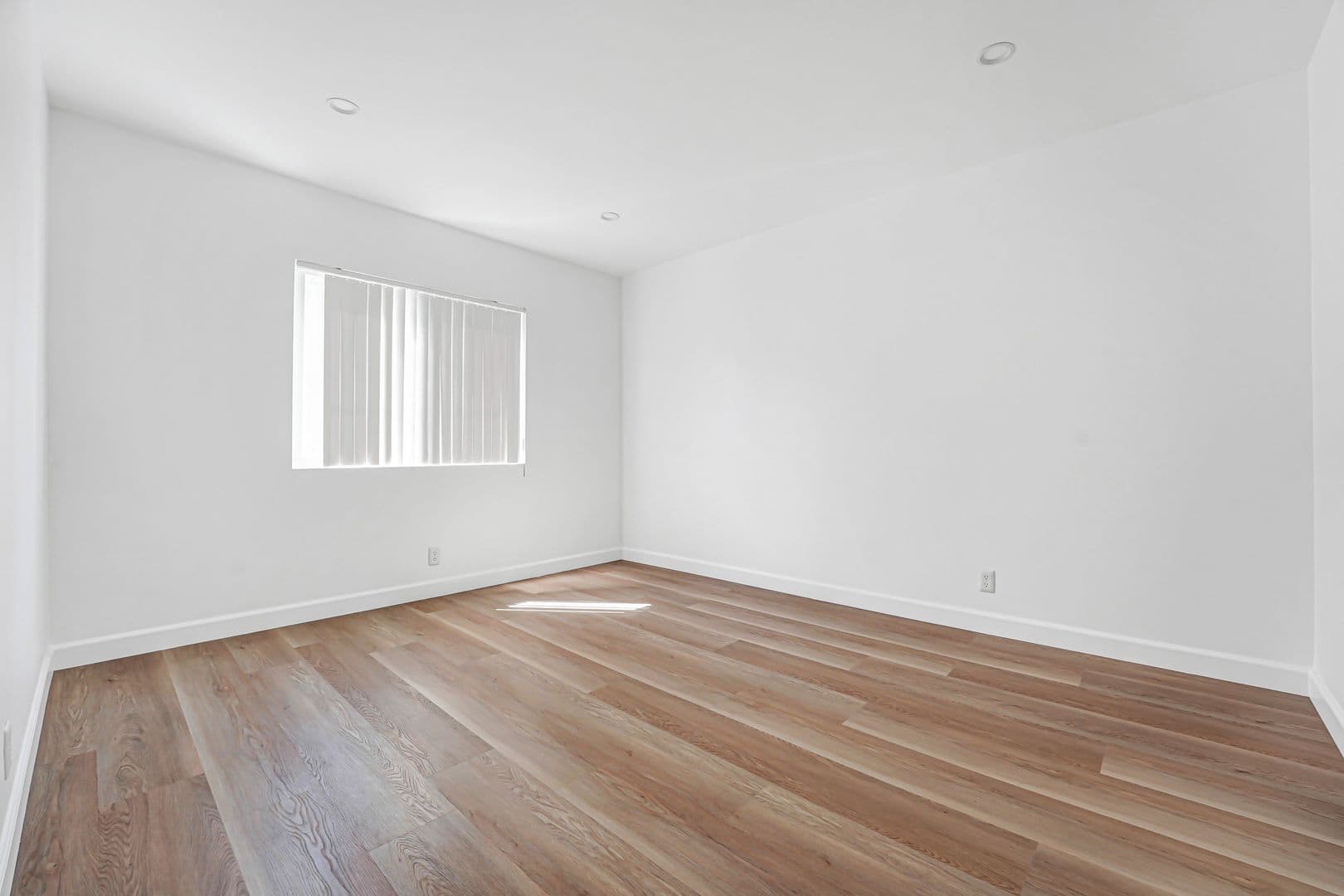 Santa Monica Apartment: 1121 California Avenue