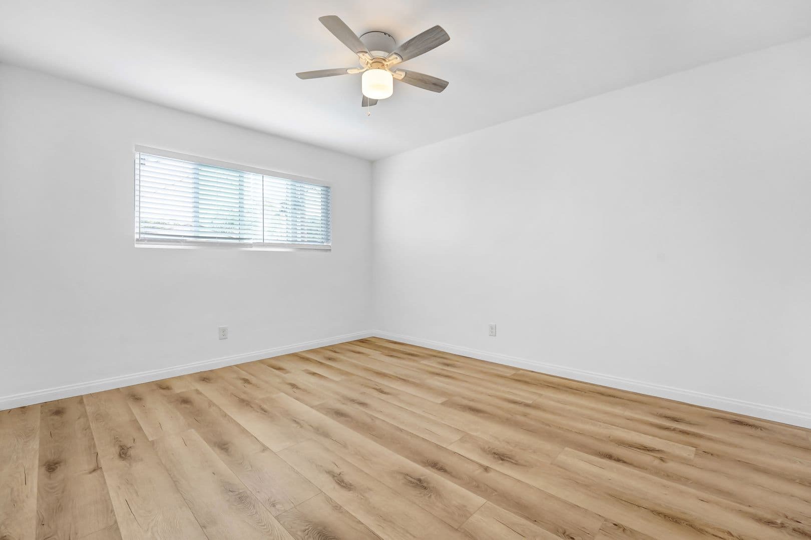Santa Monica Apartment: 1451 Princeton Street