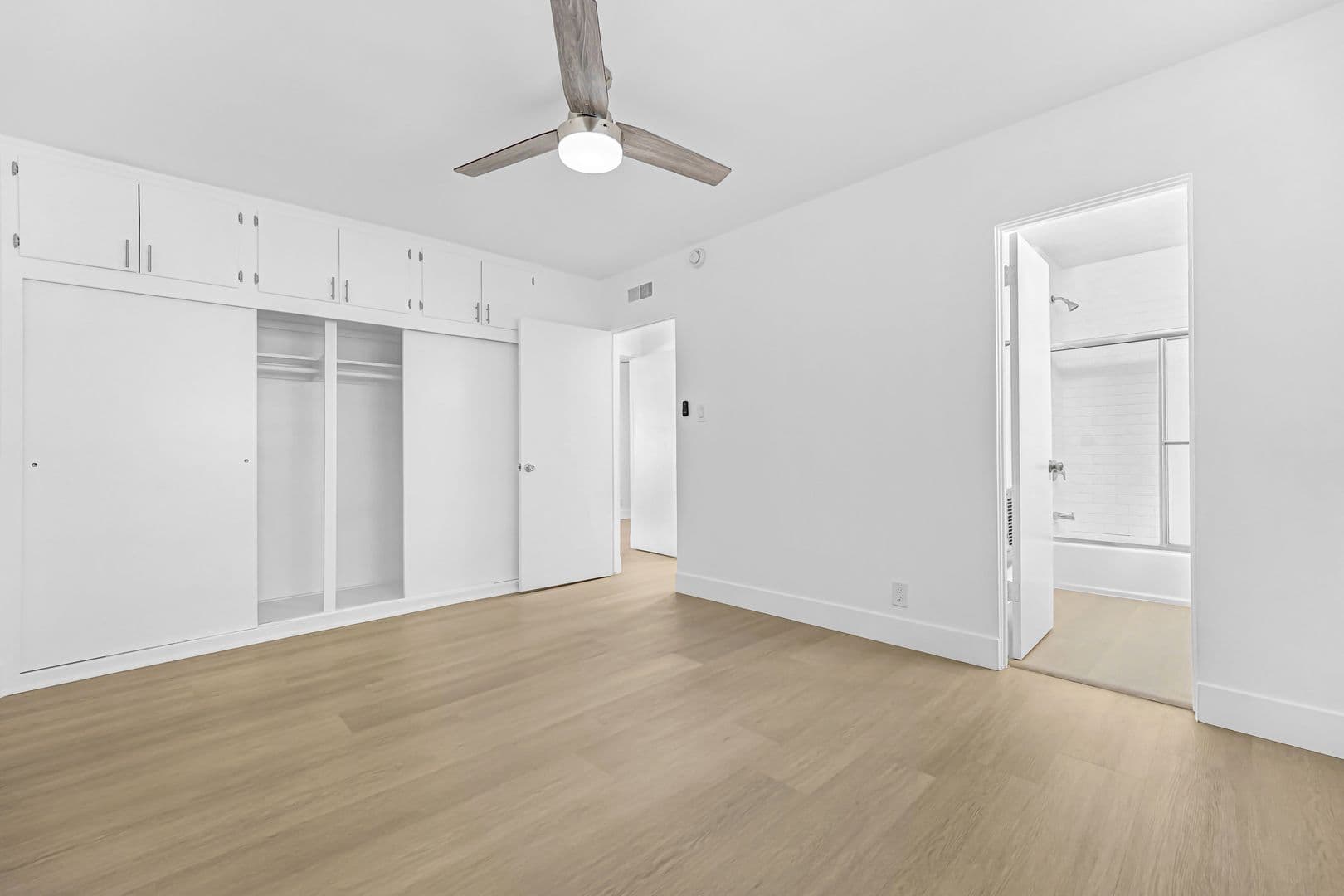Los Angeles Apartment: 744 S. Windsor Boulevard