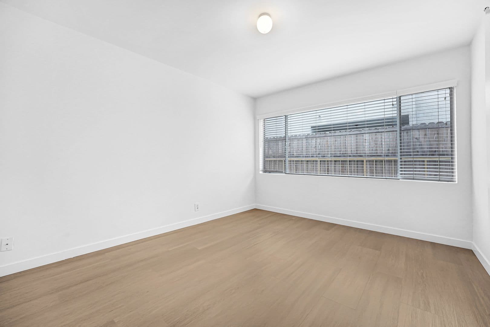 Santa Monica Apartment: 303 California Avenue