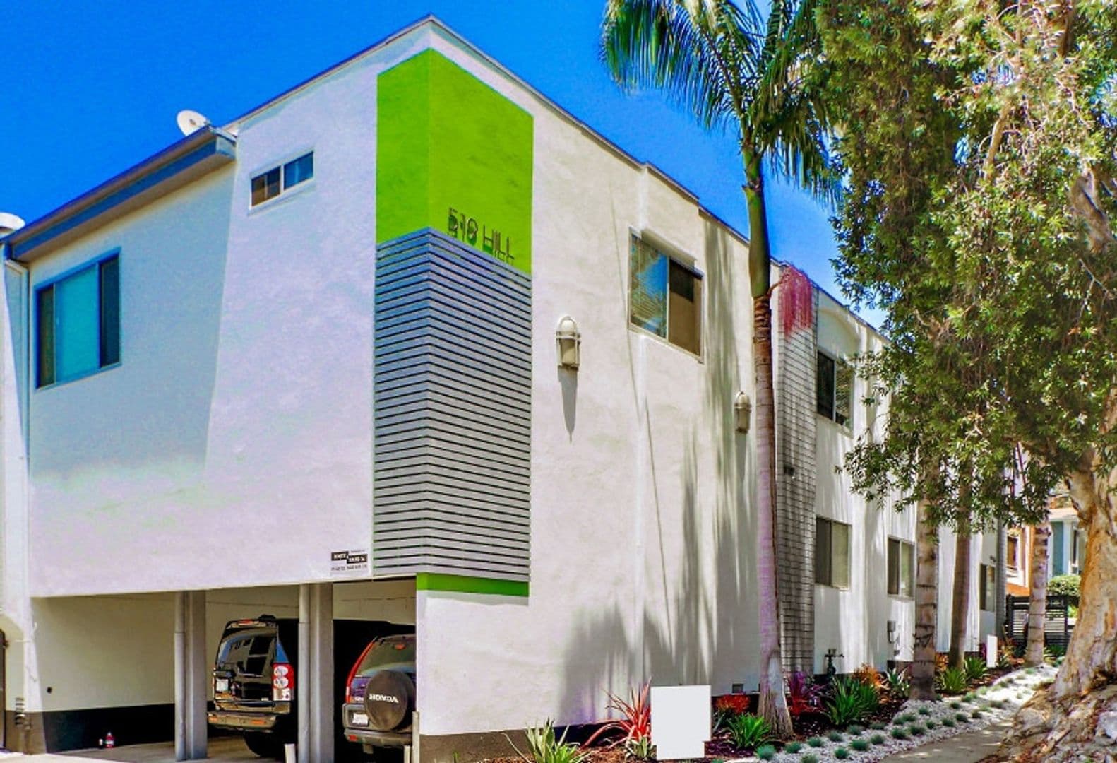 Santa Monica Apartment: 519 Hill Street