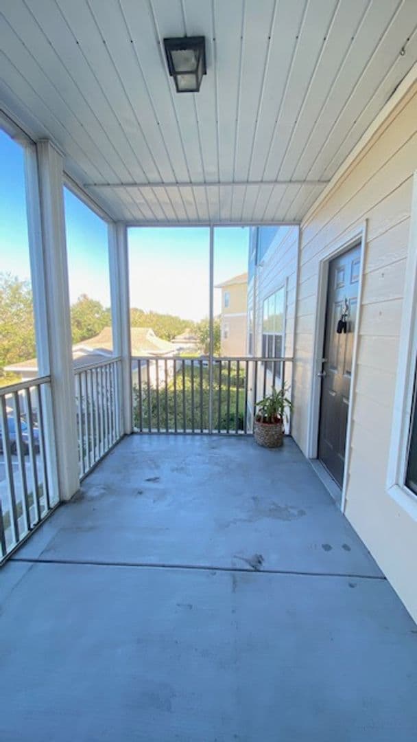 Bradenton House: 4802 51st St W Unit 1015 - 1015 PALMS OF CORTEZ