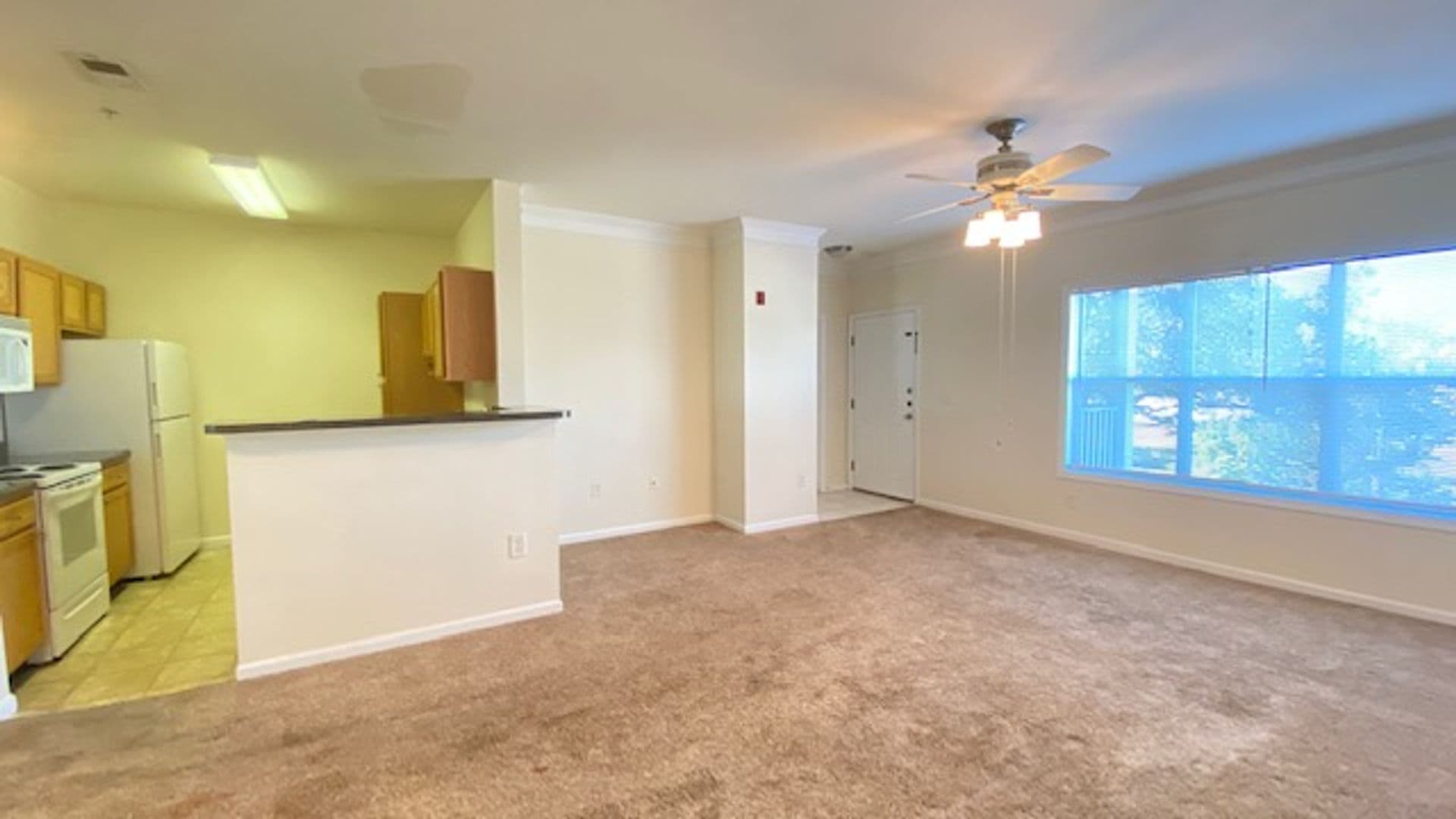 Bradenton House: 4802 51st St W Unit 1015 - 1015 PALMS OF CORTEZ