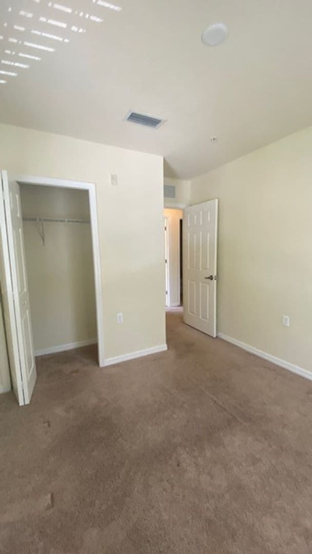Bradenton House: 3701 45th Terrace W  - 3701 Lakeside Village #102