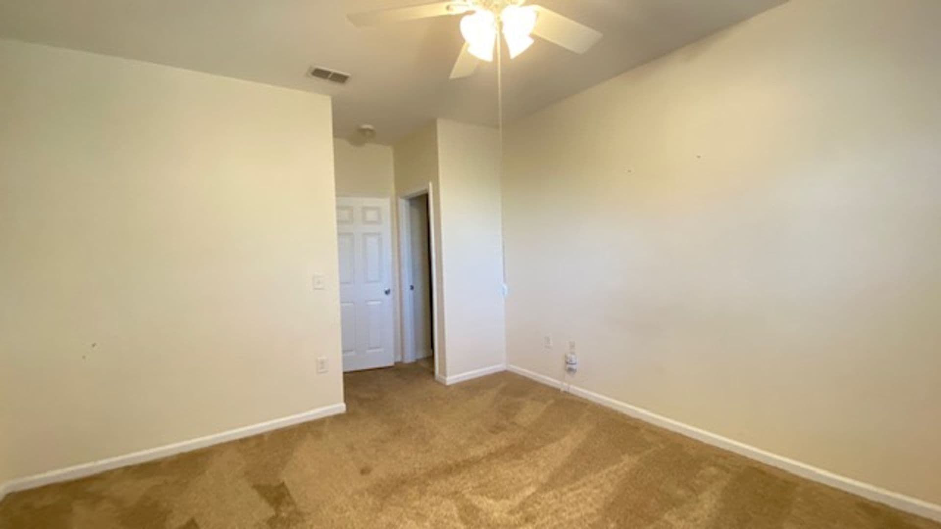 Bradenton House: 4802 51st St W Unit 1015 - 1015 PALMS OF CORTEZ