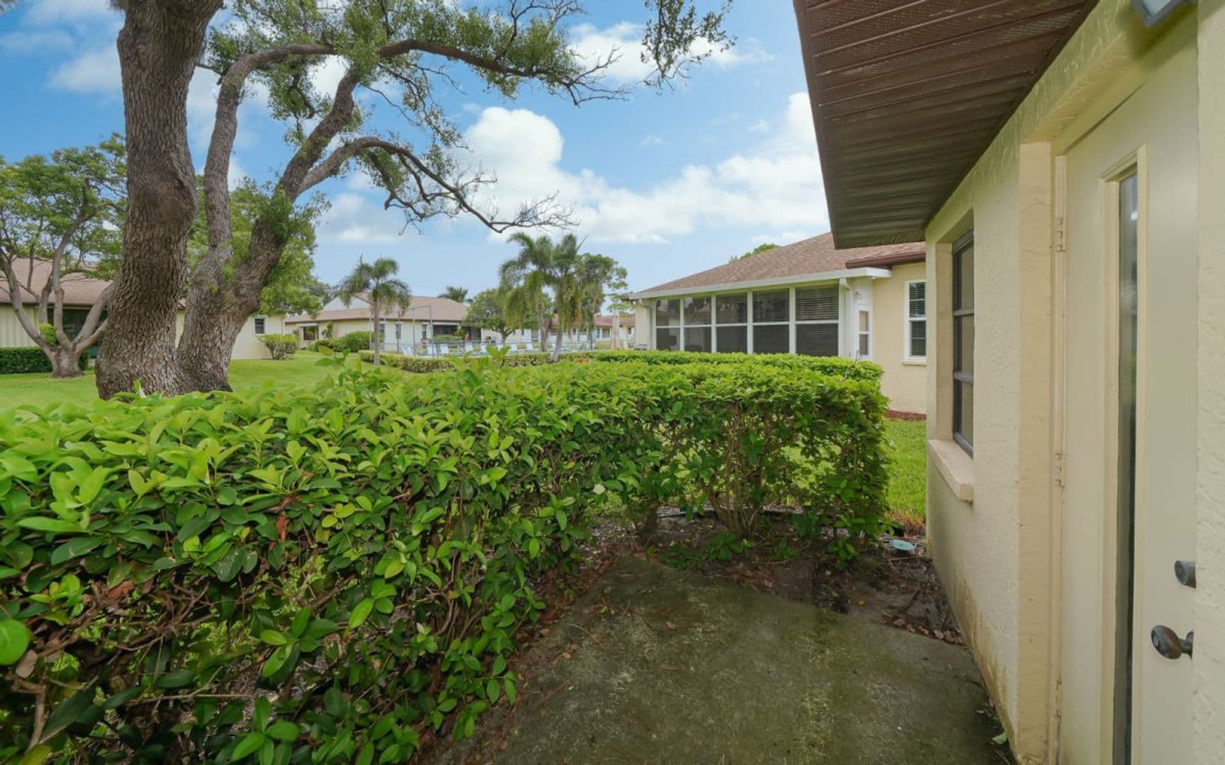 Bradenton Condo: 3301 Vivienda Blvd