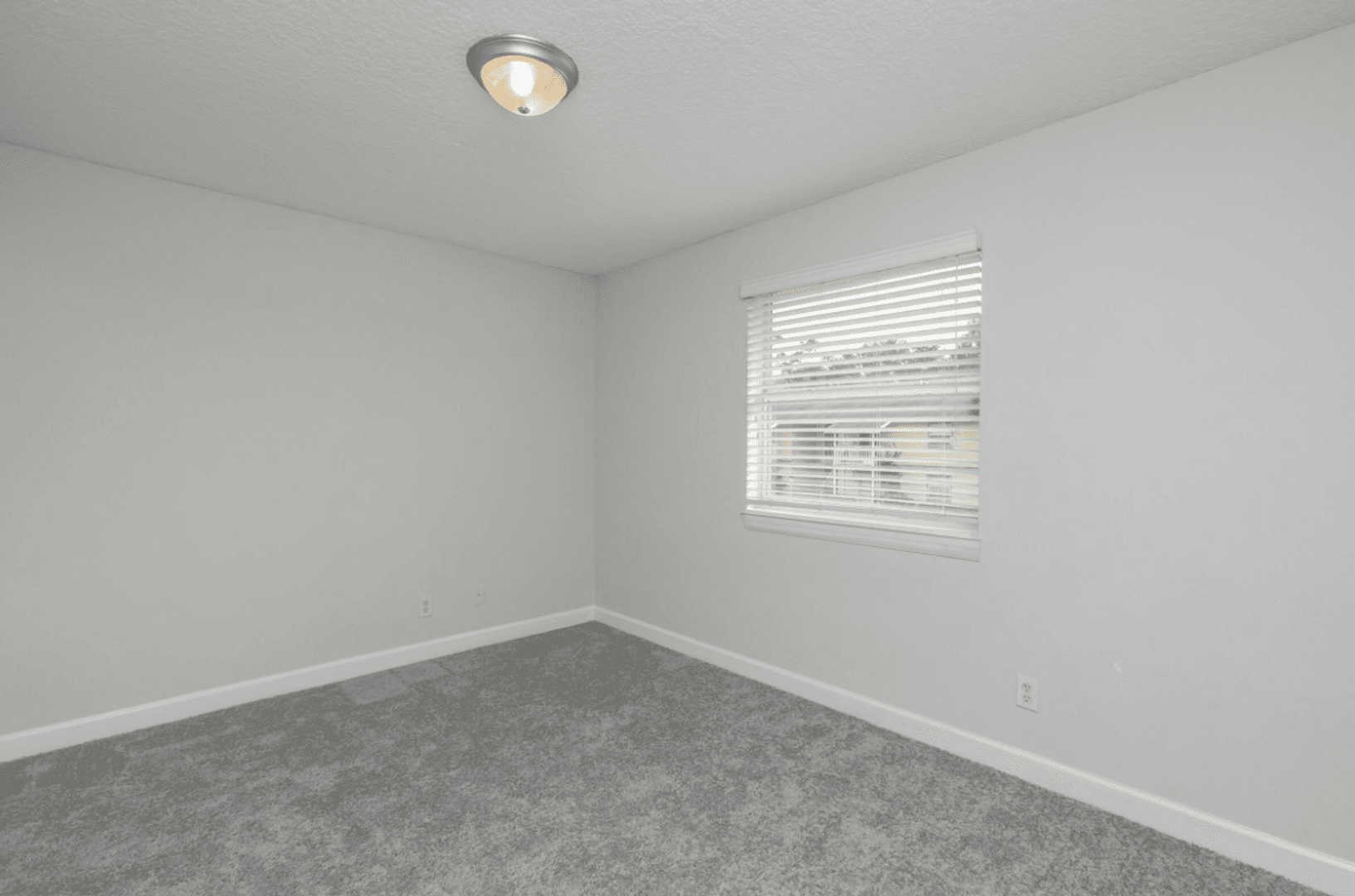 Jacksonville Apartment: 2760 Mayport Road