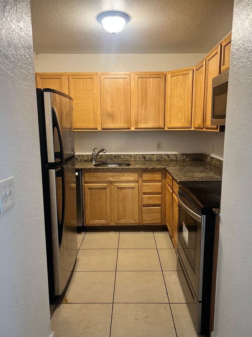 Deerfield Beach Apartment: 5350 NE 5th Terrace