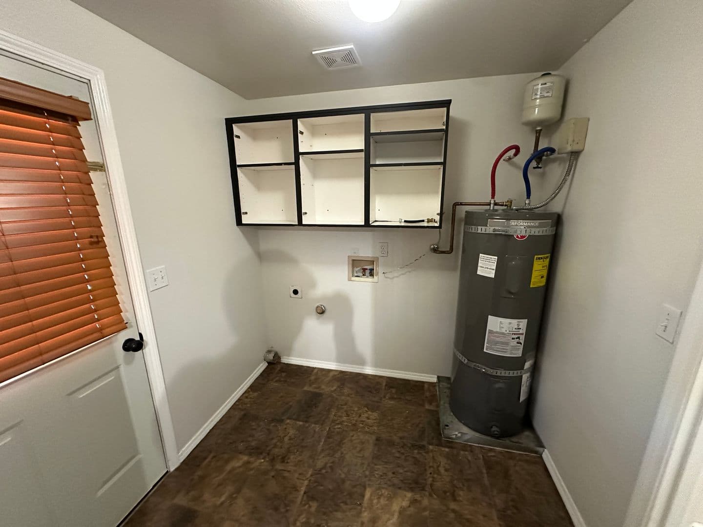 Yelm House: 22342 Bluewater Dr SE