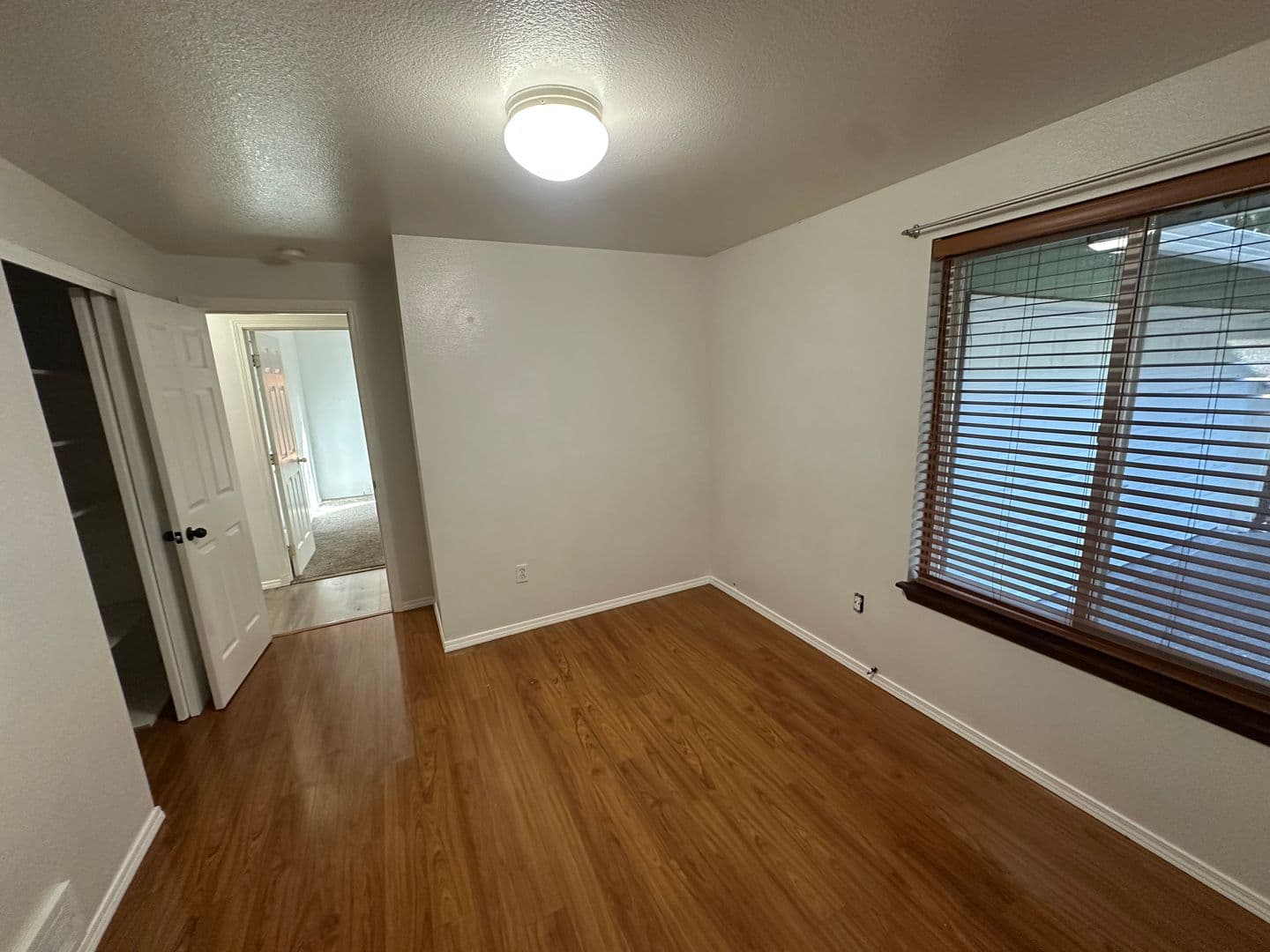 Yelm House: 22342 Bluewater Dr SE