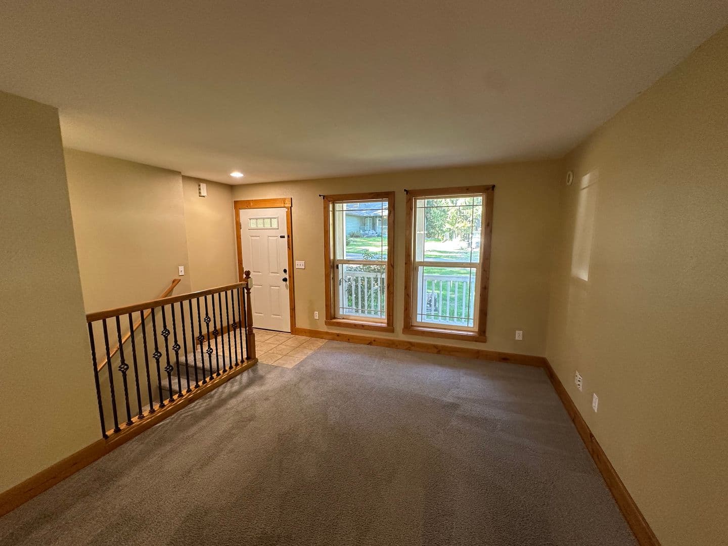 Yelm House: 18420 Rampart CT SE