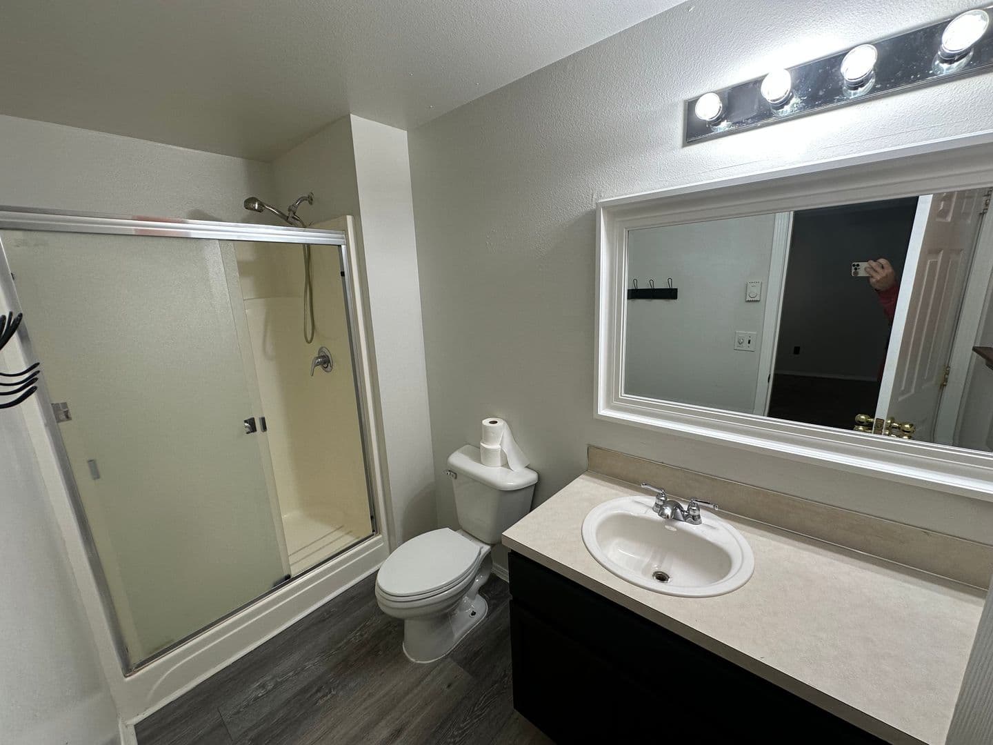 Yelm House: 22342 Bluewater Dr SE