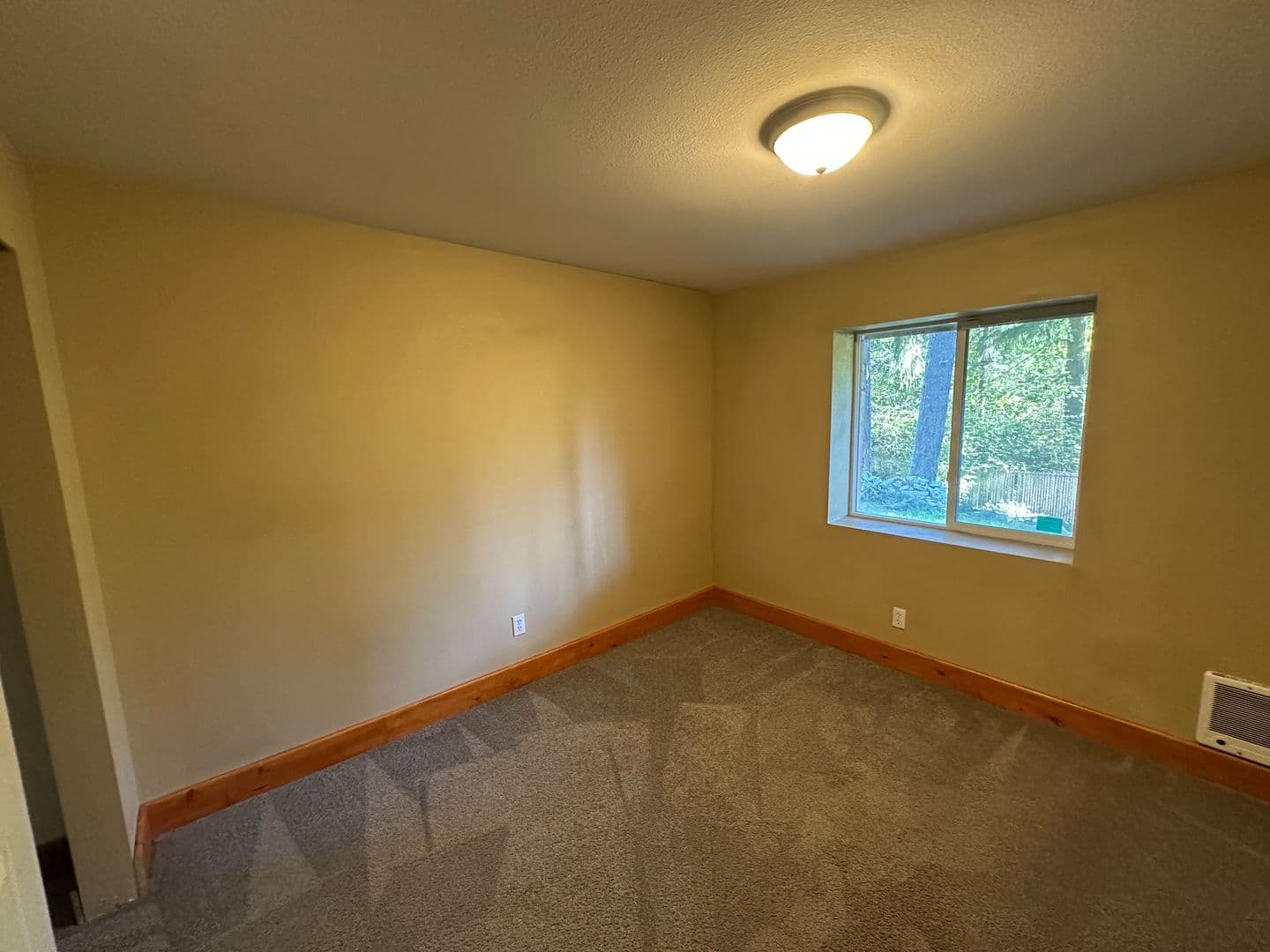 Yelm House: 18420 Rampart CT SE