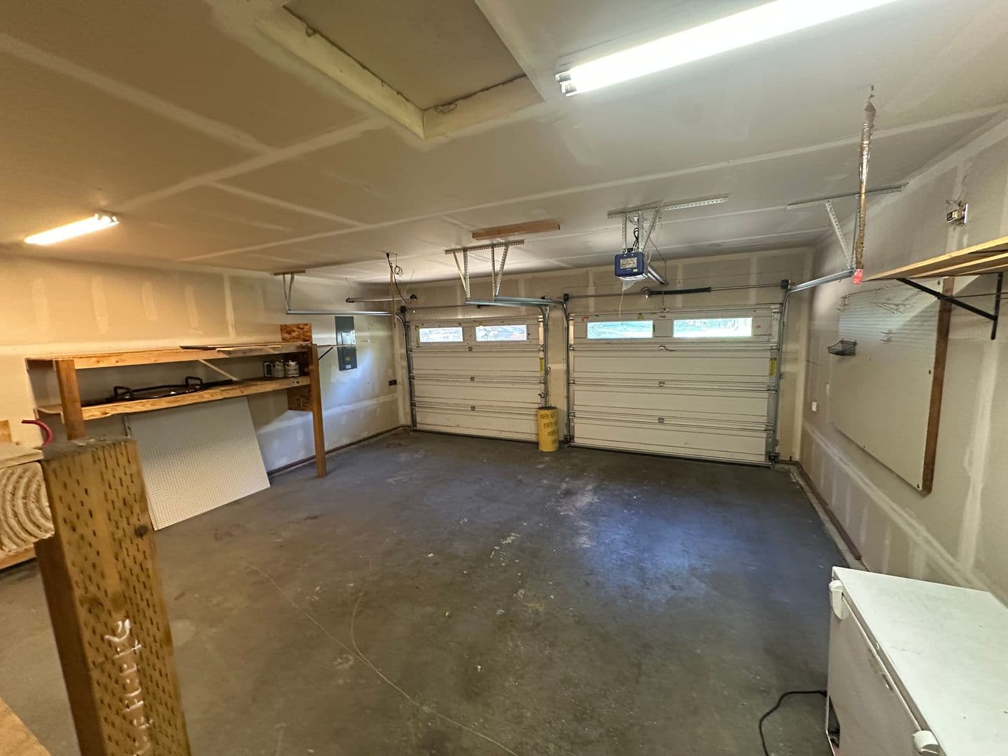 Yelm House: 18420 Rampart CT SE