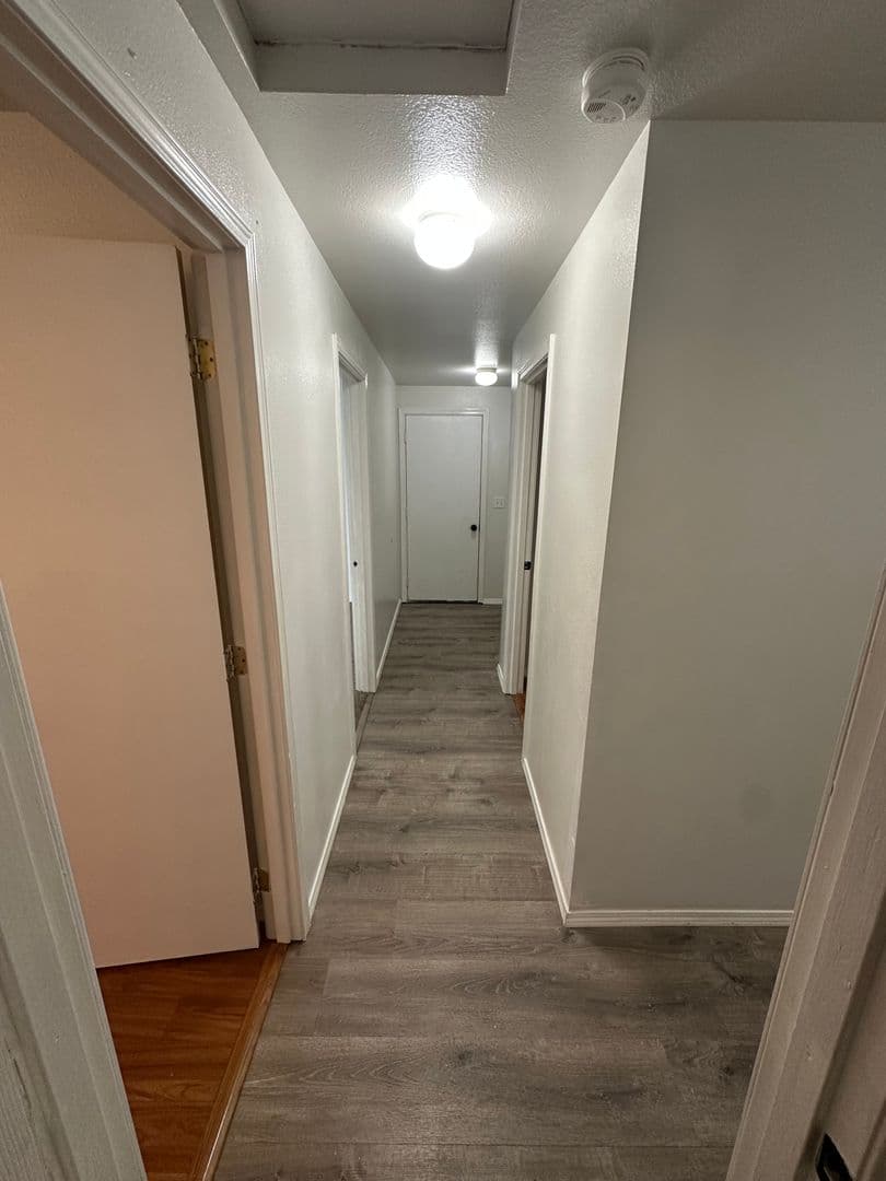 Yelm House: 22342 Bluewater Dr SE
