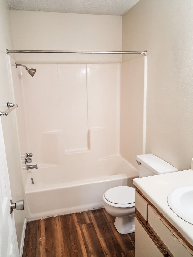 Joplin Apartment: 2909 W 14th St