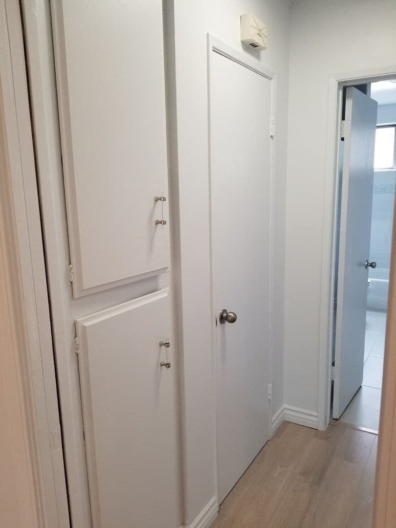 west hollywood Apartment: 7607 Norton Ave