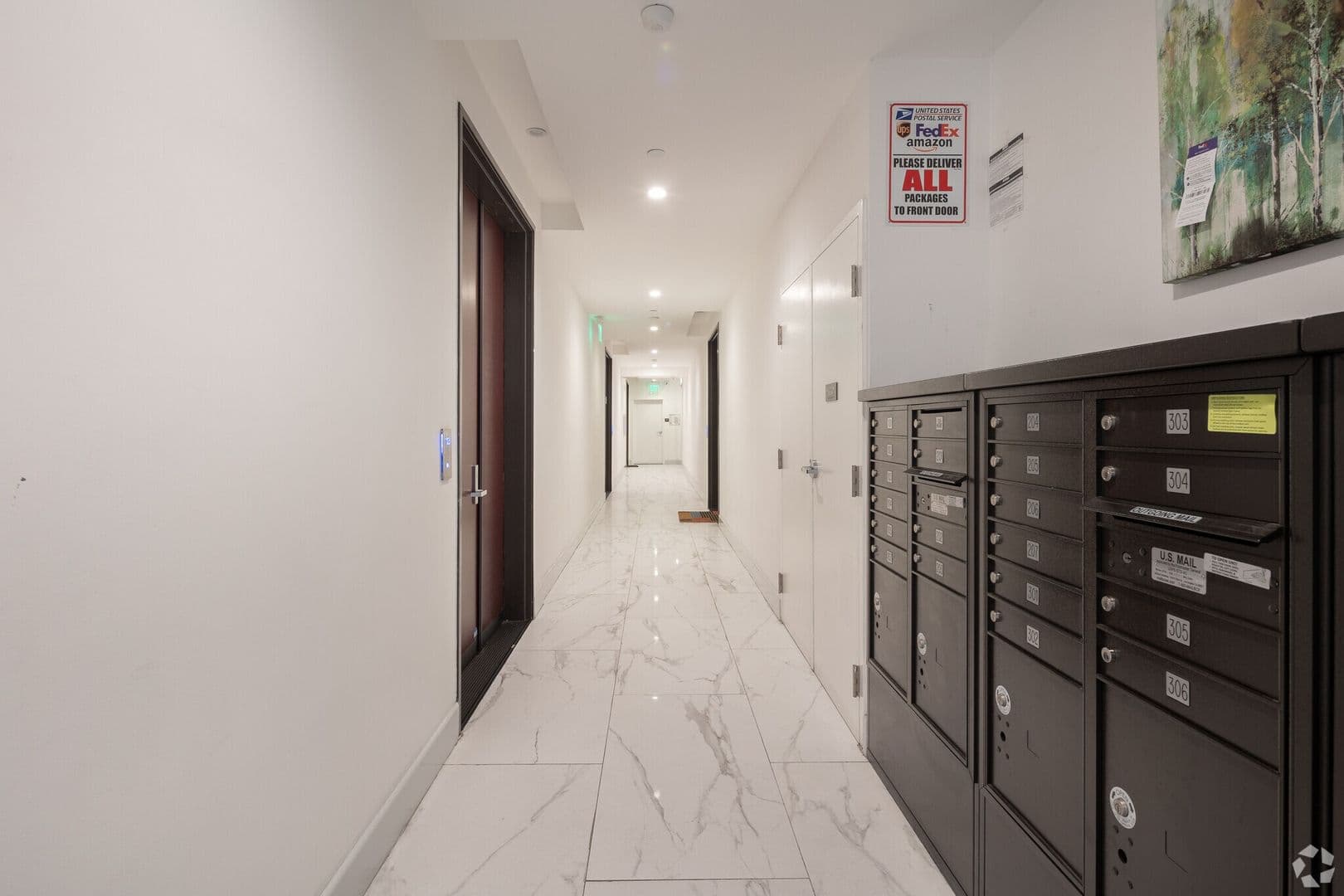Los Angeles Apartment: 1237 S. Holt Ave