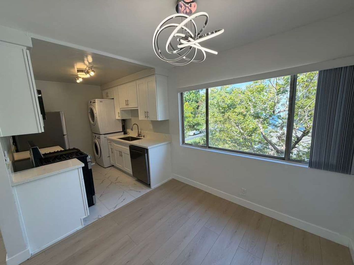 west hollywood Apartment: 7607 Norton Ave
