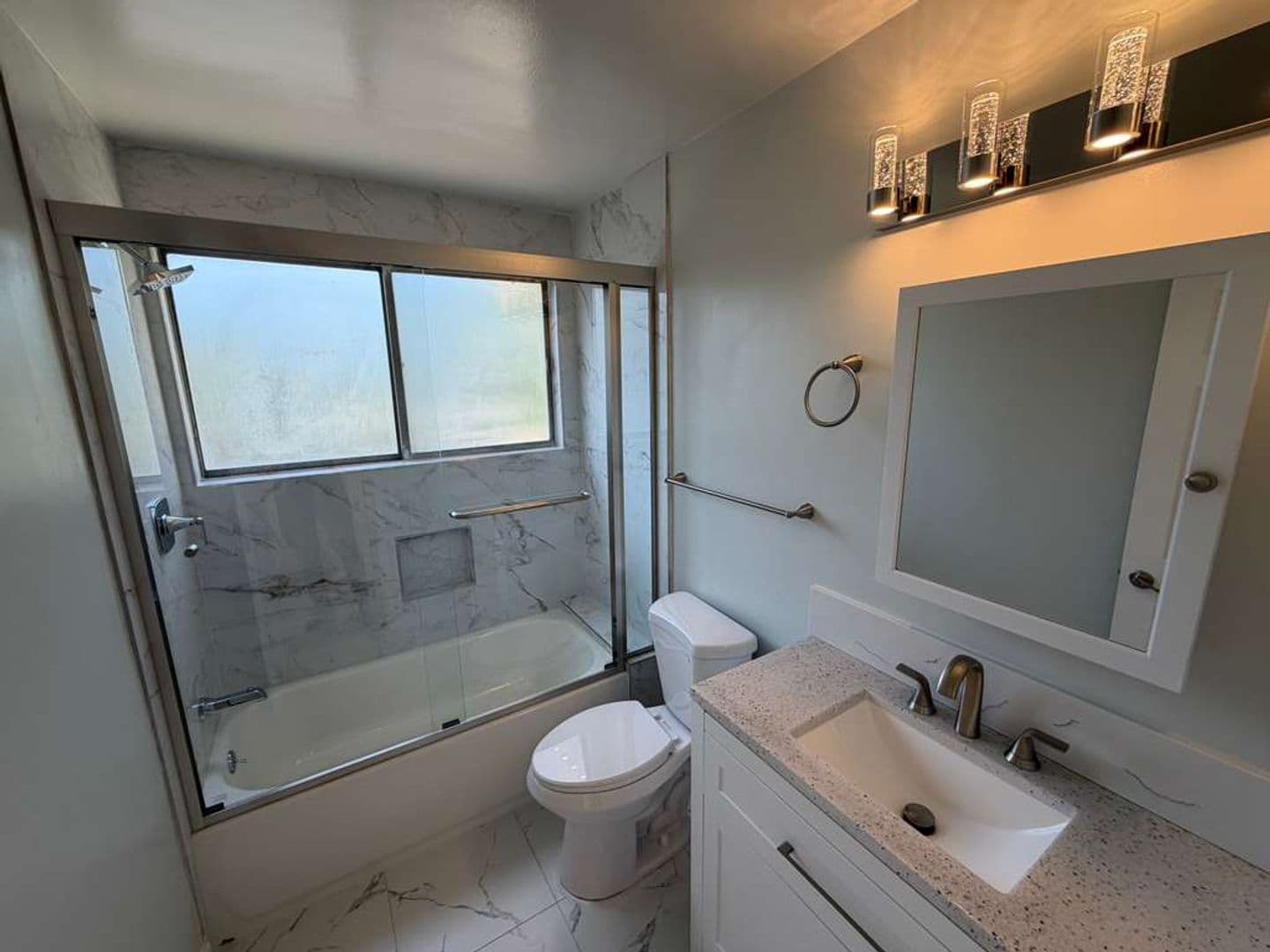 west hollywood Apartment: 7607 Norton Ave