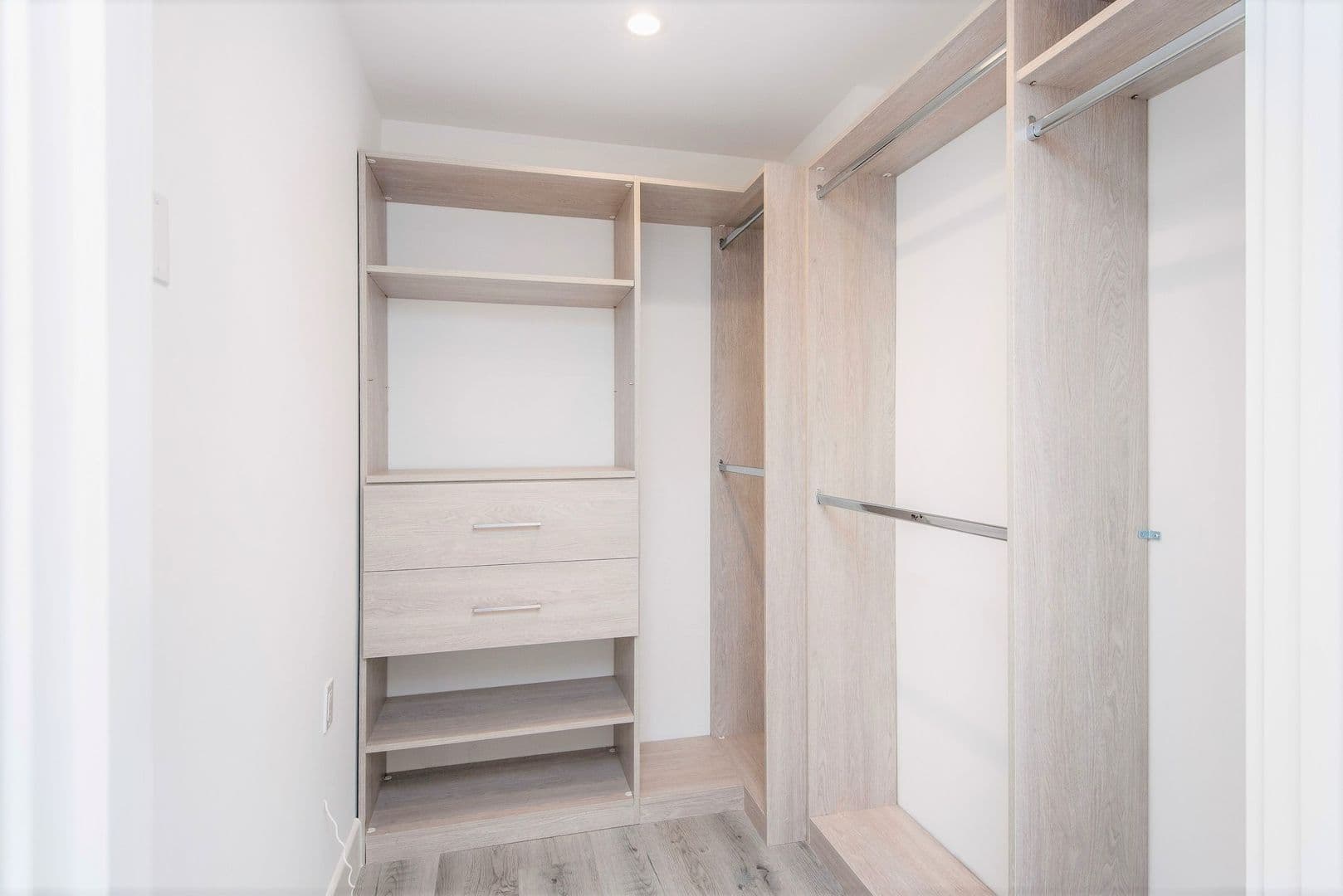 Los Angeles Apartment: 1237 S. Holt Ave