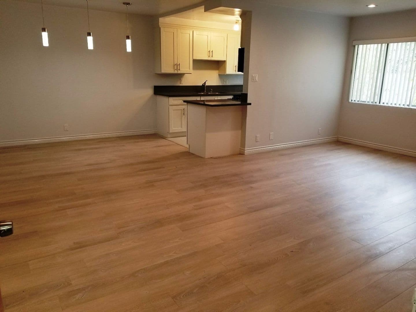 west hollywood Apartment: 7607 Norton Ave