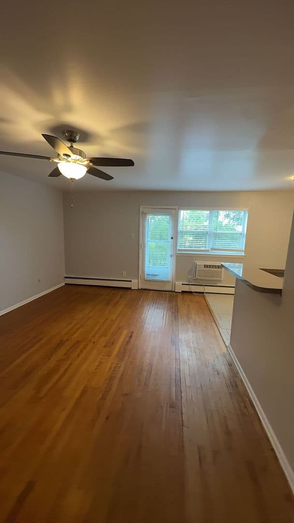 Easton Apartment: 2150/2170/2190 Gateway Terrace