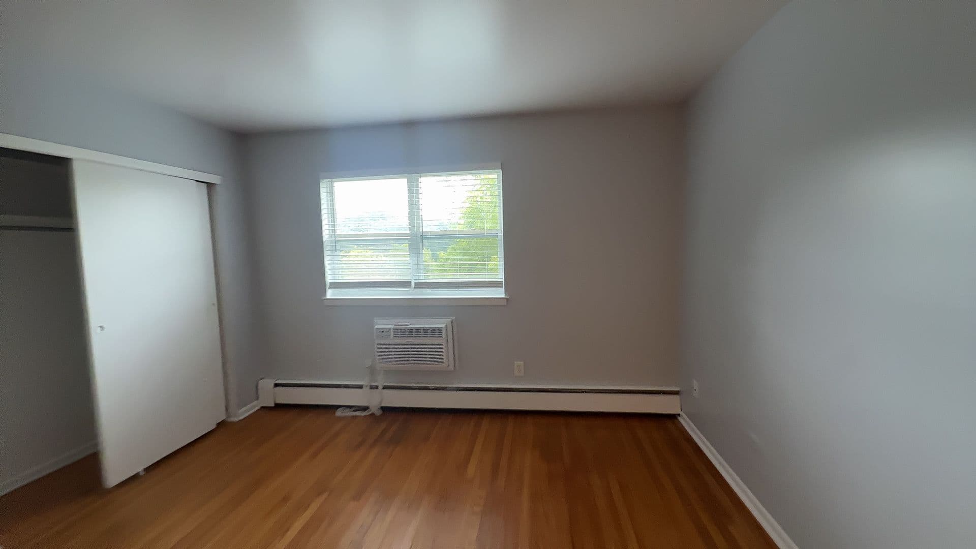 Easton Apartment: 2150/2170/2190 Gateway Terrace