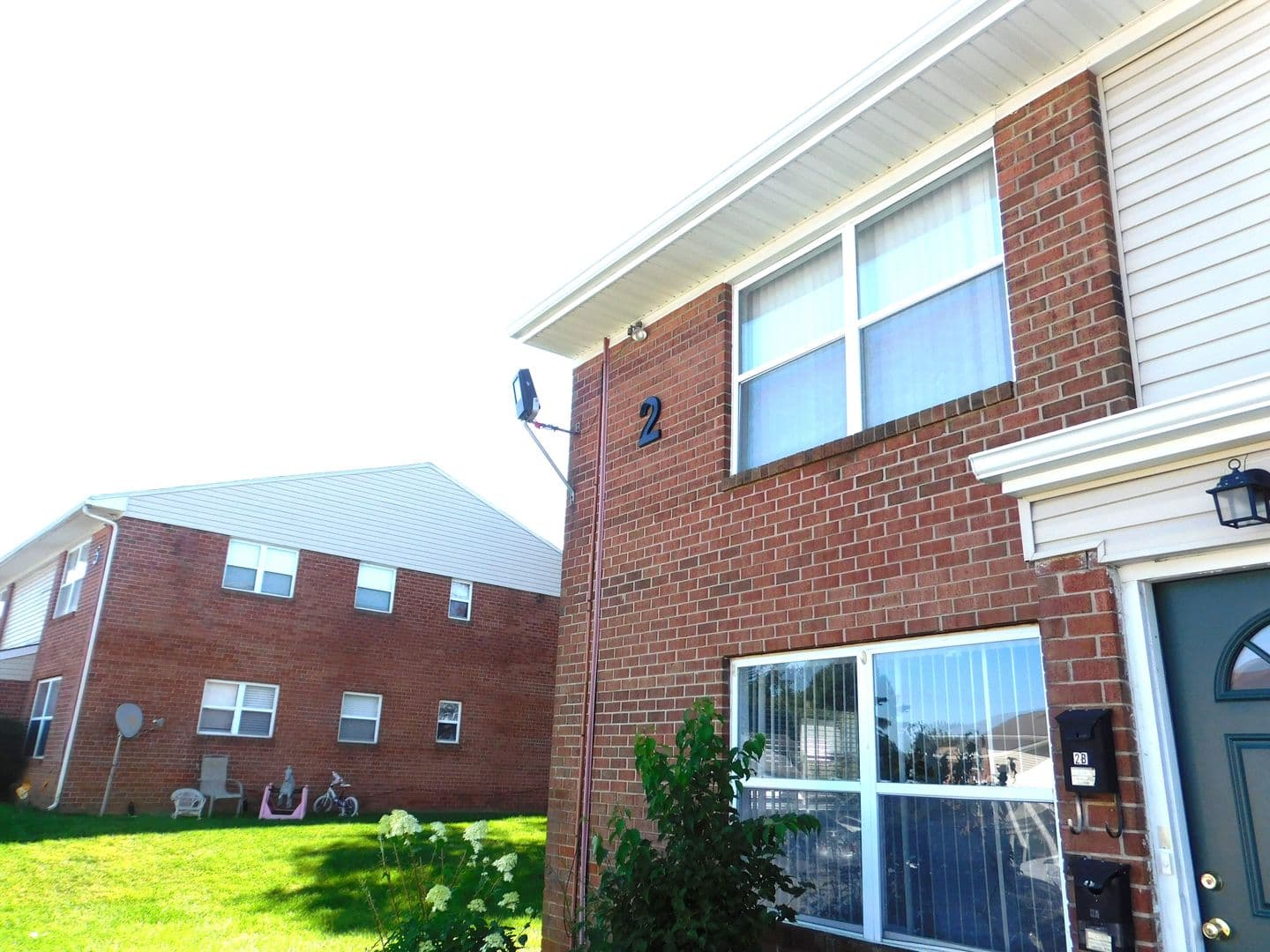 Easton Apartment: 1011 George Street