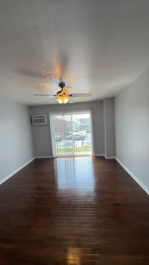 Easton Apartment: North 11th Street
