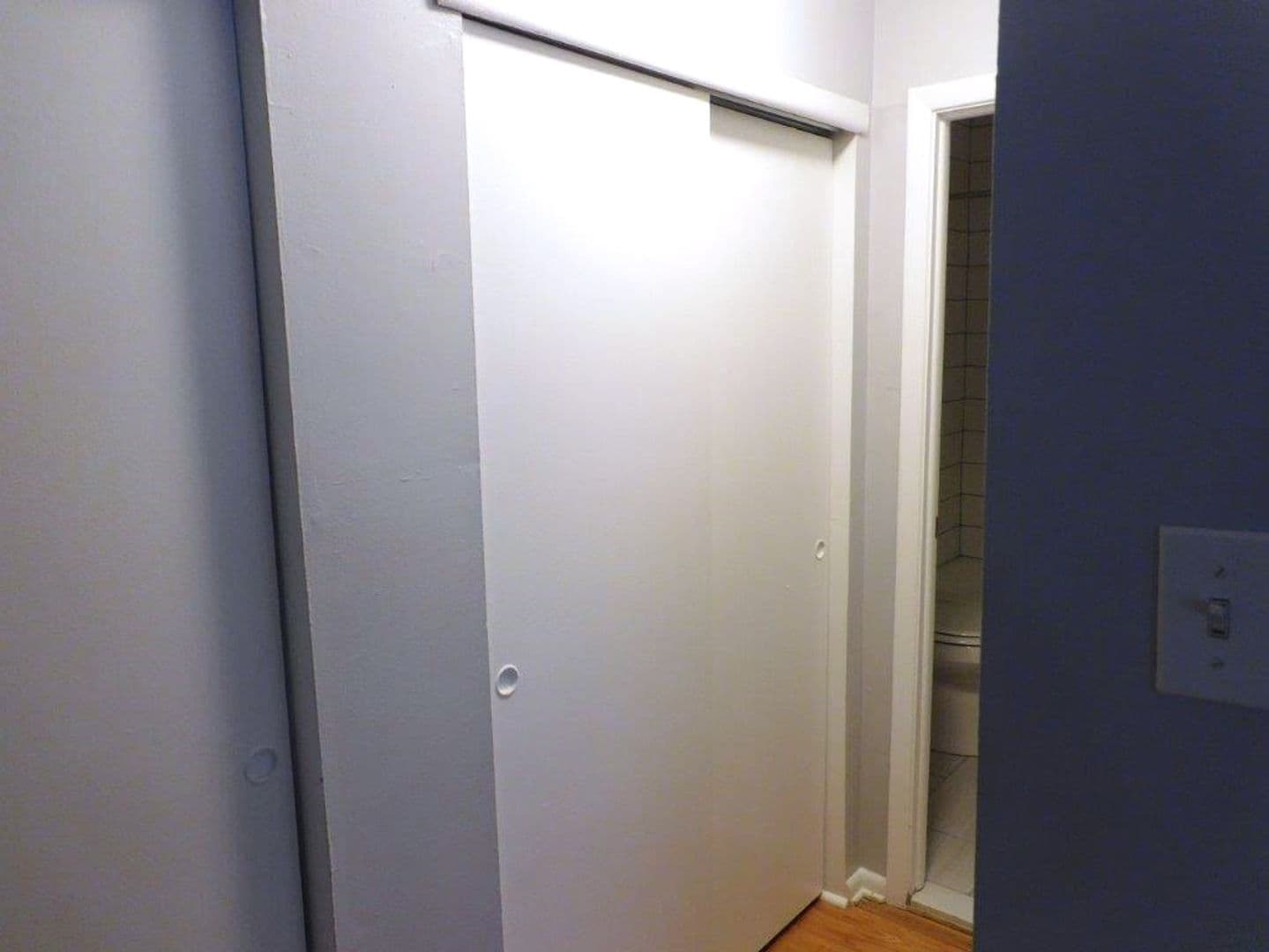 Easton Apartment: 1011 George Street