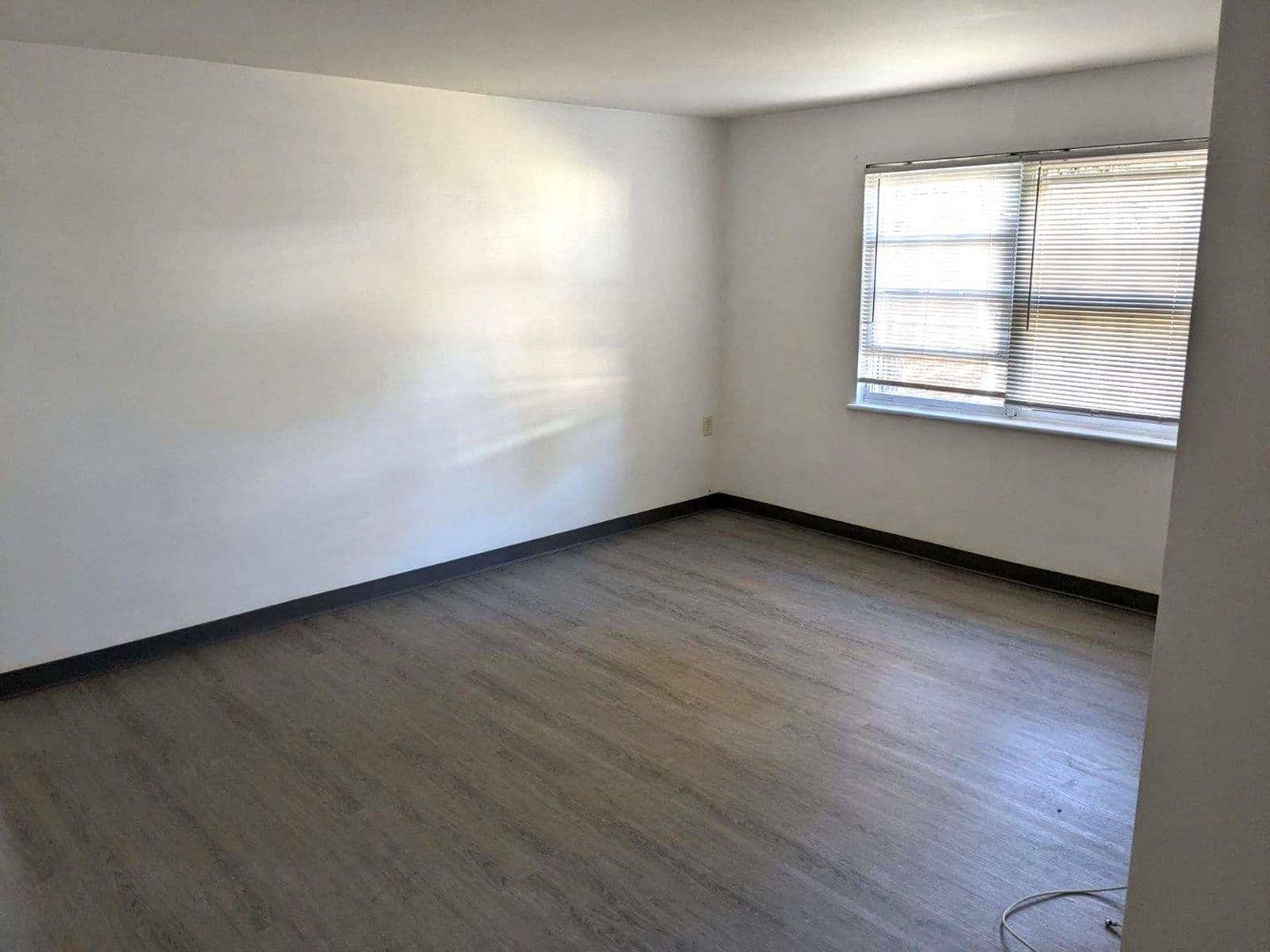 Bethlehem Apartment: 1825-1845 Watkins Street
