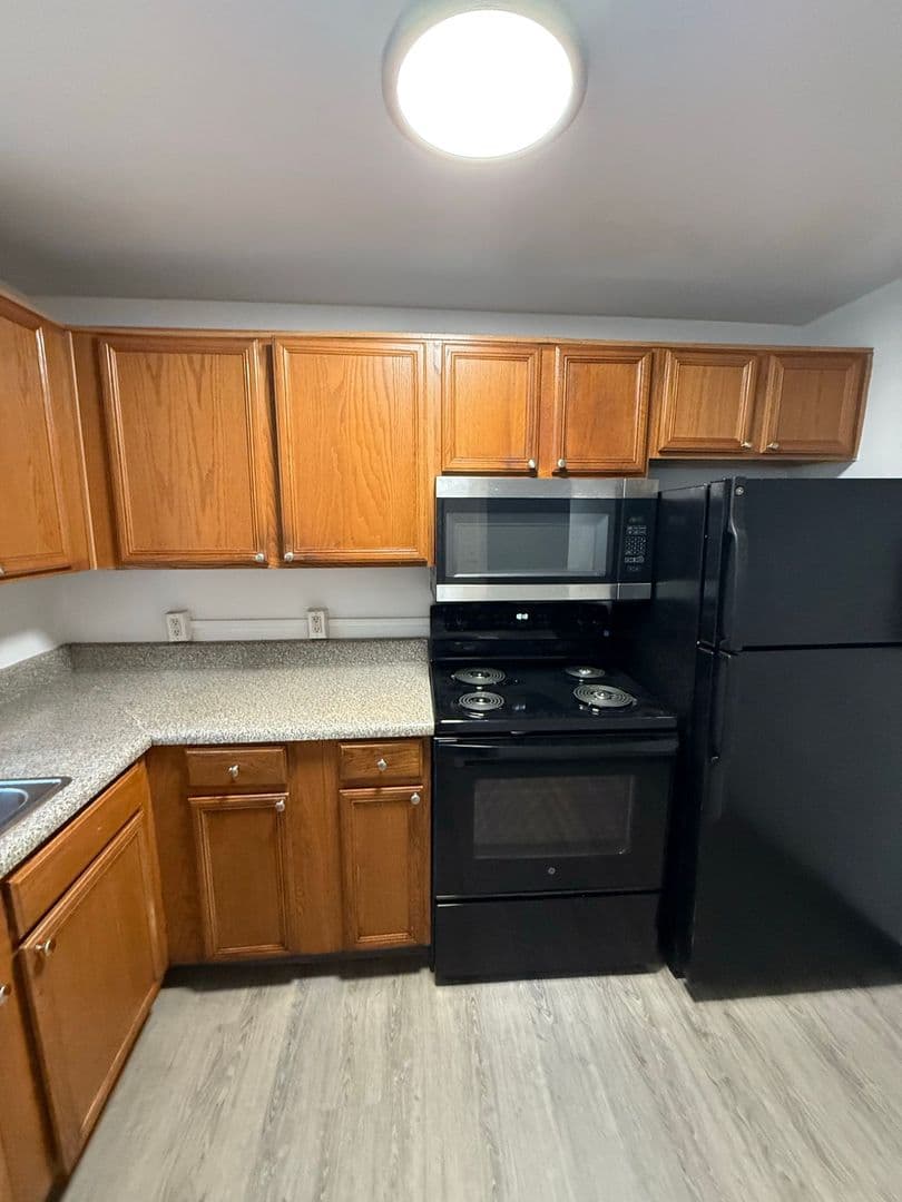 Bethlehem Apartment: 201 Hillmond Street