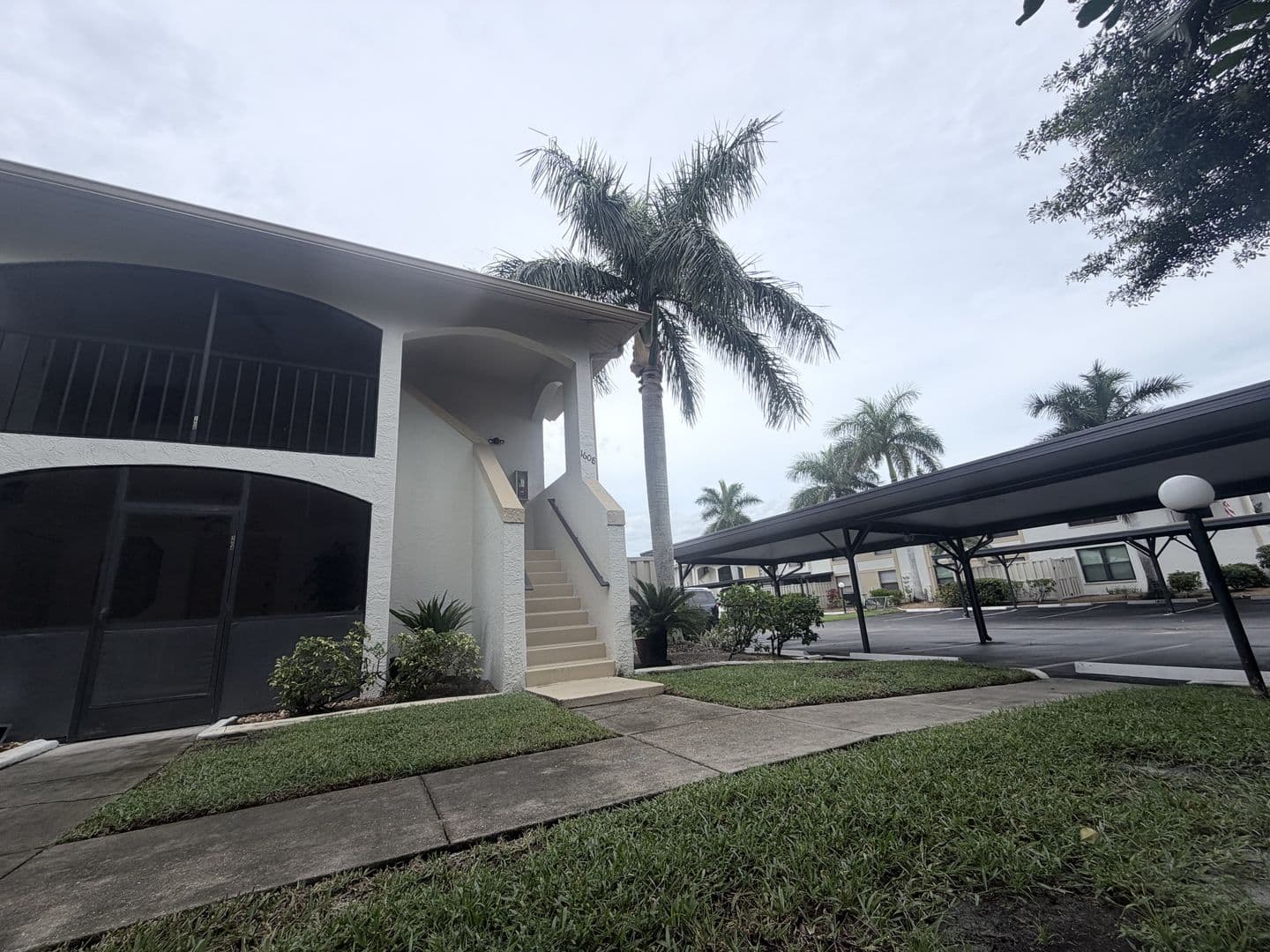 Fort Myers House: 13205 Whitehaven Ln #1608