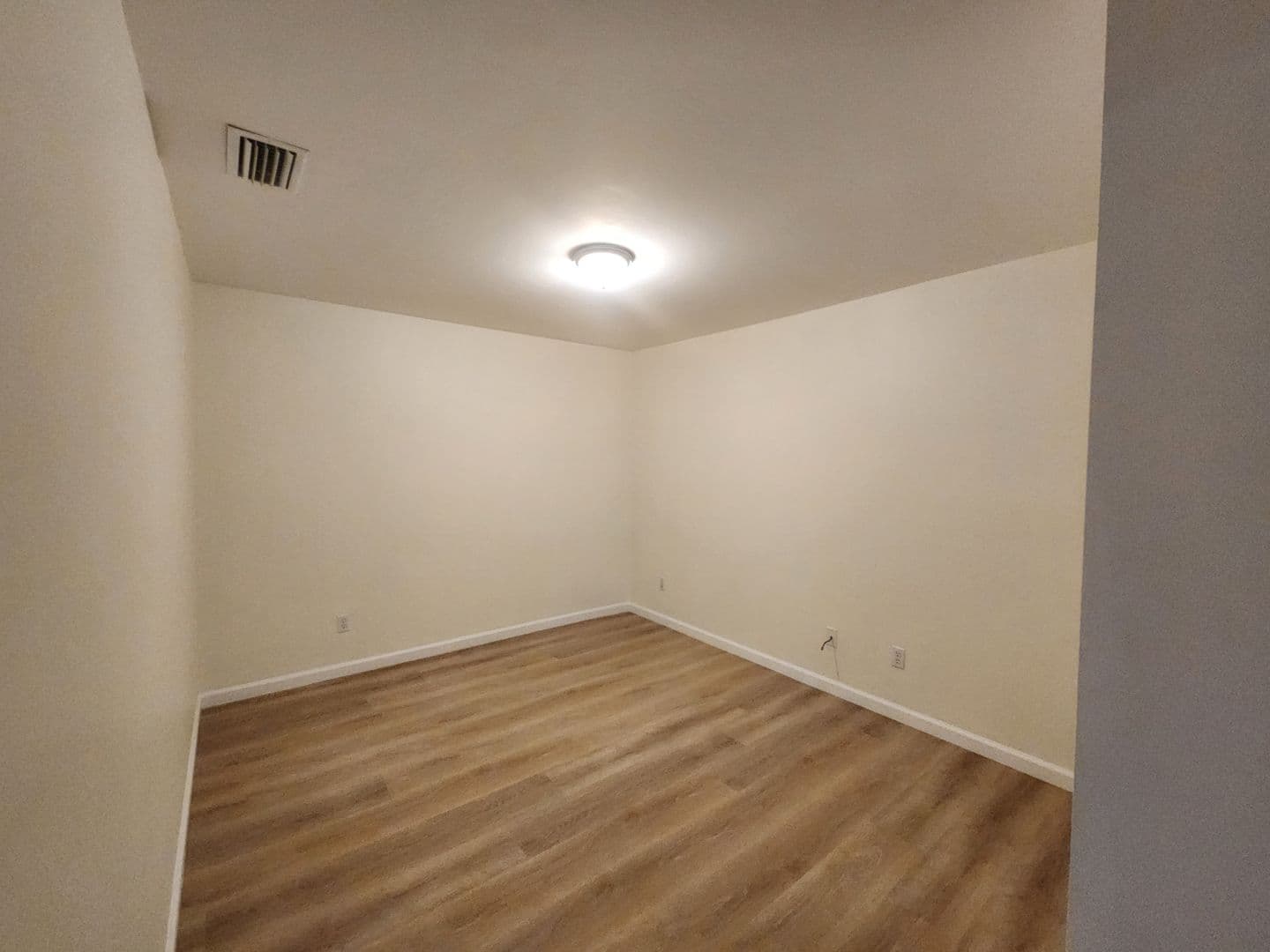 Lehigh Acres Apartment: 4713-4715 1st St SW