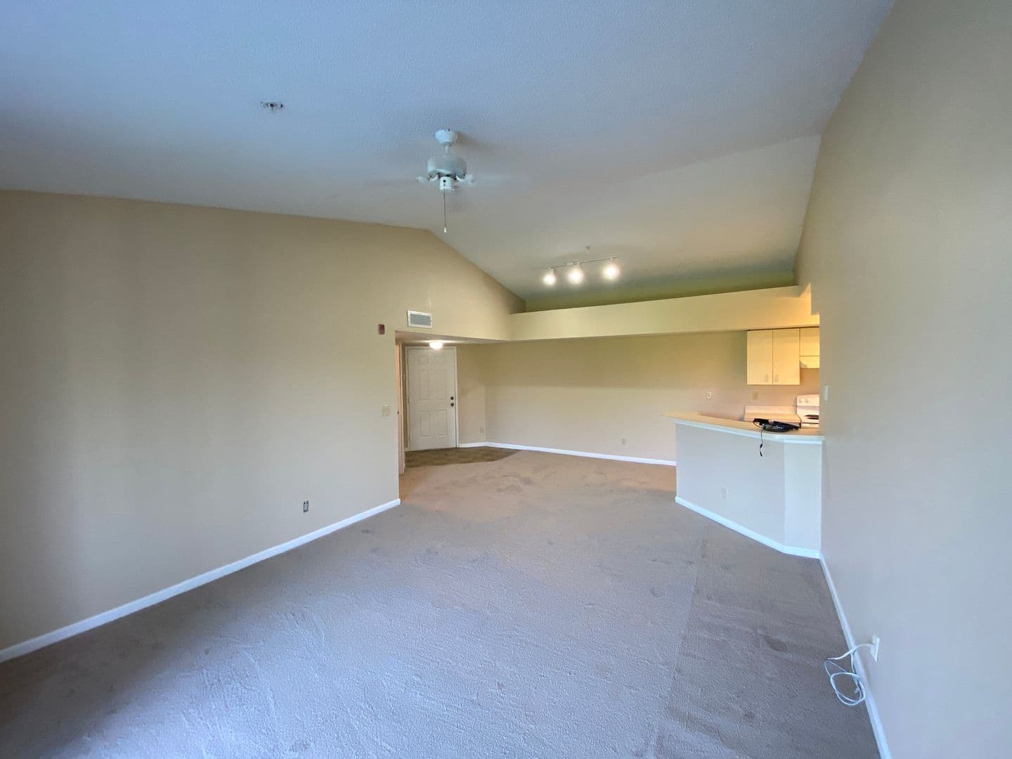 Fort Myers Apartment: 13525 Eagle Ridge Dr #634
