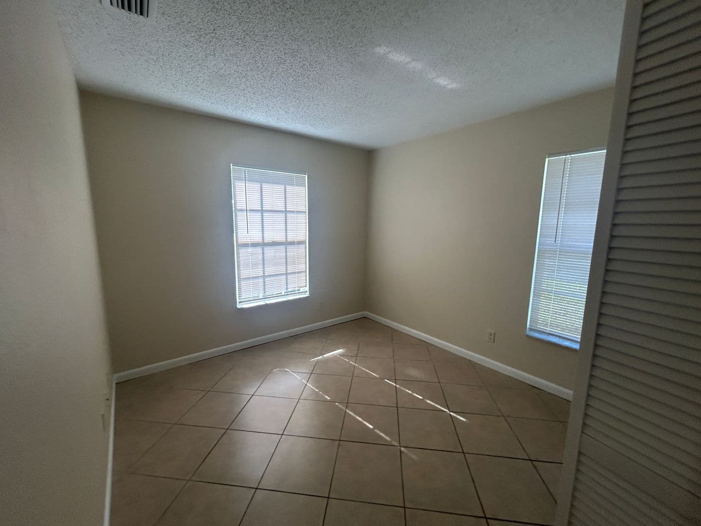 North Fort Myers House: 1002 Jolly Road