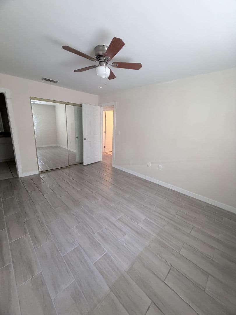 Cape Coral Apartment: 5004 Chiquita Blvd S